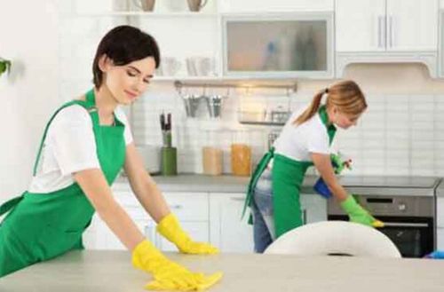 家政行业月薪上万的困境 供需失衡背后的深层症结